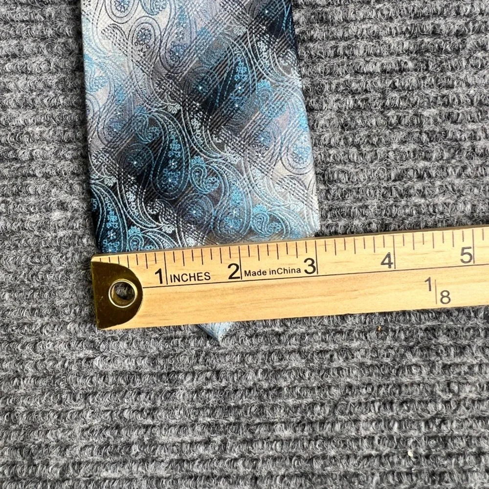 Van Heusen Mens Anthia Paisley Silk Tie Blue Silver Black NEW